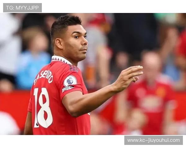 英格兰足球全面暂停引发球迷热议赛事未来充满不确定因素 英格兰足球全面暂停引发球迷热议赛事未来充满不确定因素